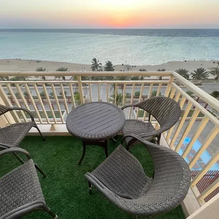 امواج الشاطئ عوائل فقط Amwaj View Beach King Abdullah Economic City Exterior photo