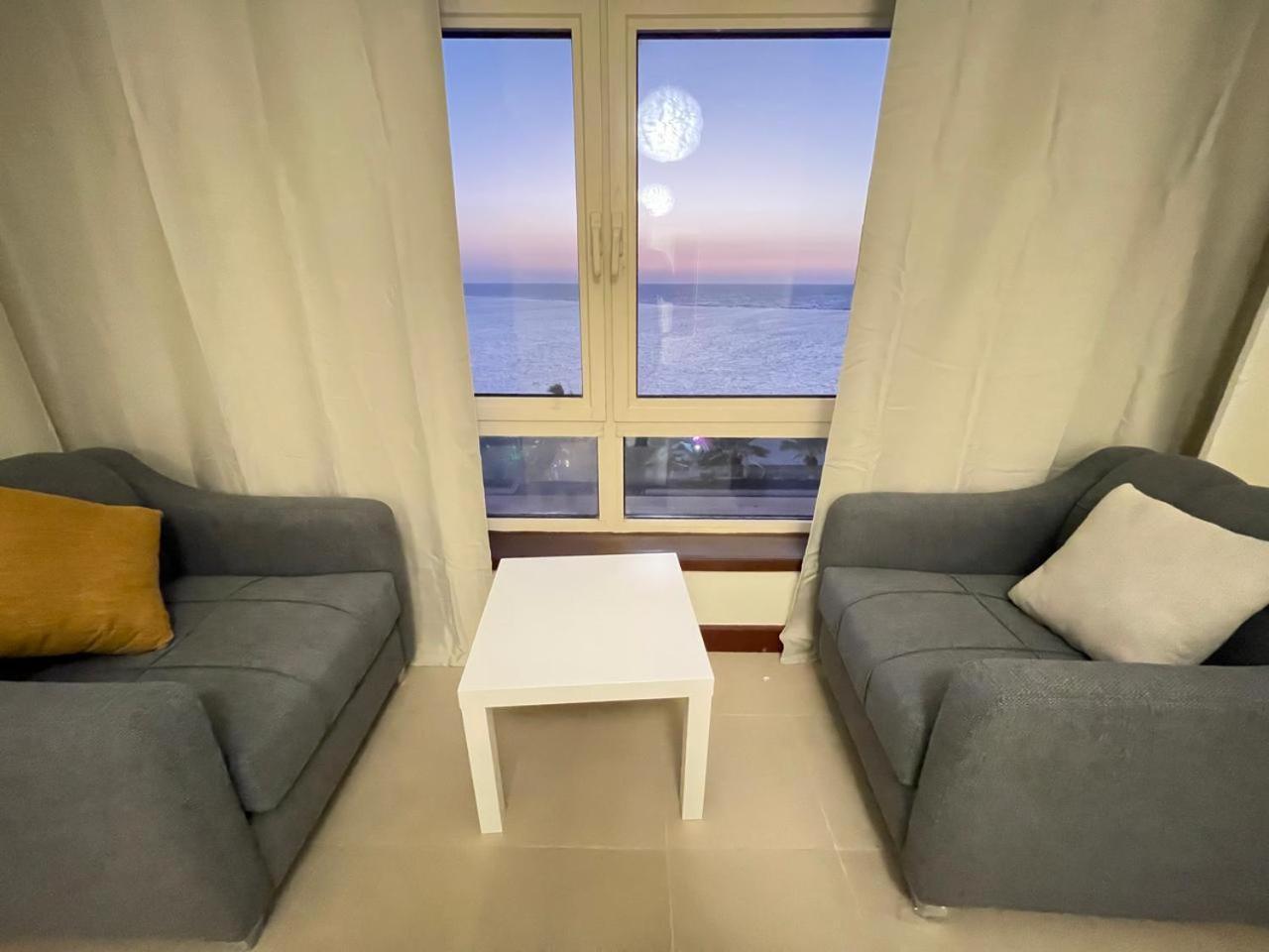 امواج الشاطئ عوائل فقط Amwaj View Apartemen