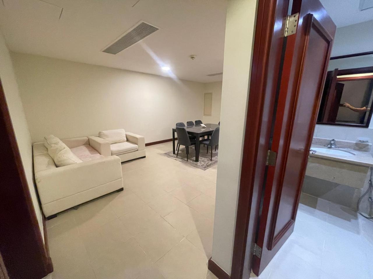 امواج الشاطئ عوائل فقط Amwaj View *